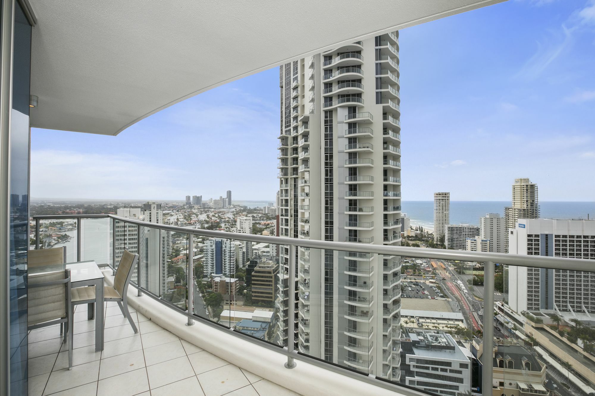 Chevron Renaissance - Hr Surfers Paradise โกลด์โคสต์ ภายนอก รูปภาพ